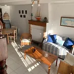 Petite Maison De Pecheur * Mesquer